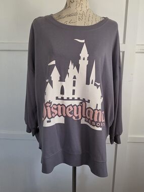 Disney Gray and White Castle Logo Sweatshirt Tag Photo